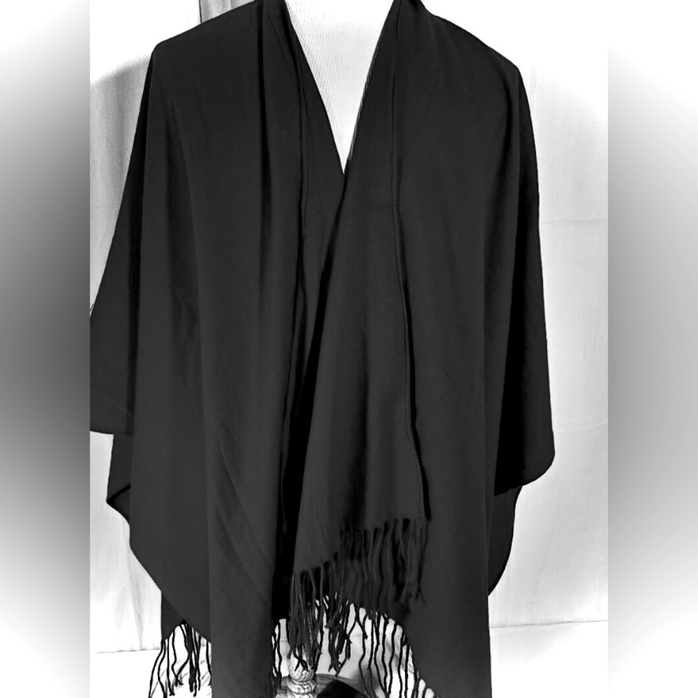 NWT Adrienne Vittadini Fringed Scarf Shawl Black OS.  Lovely Fabric.  Boxed.